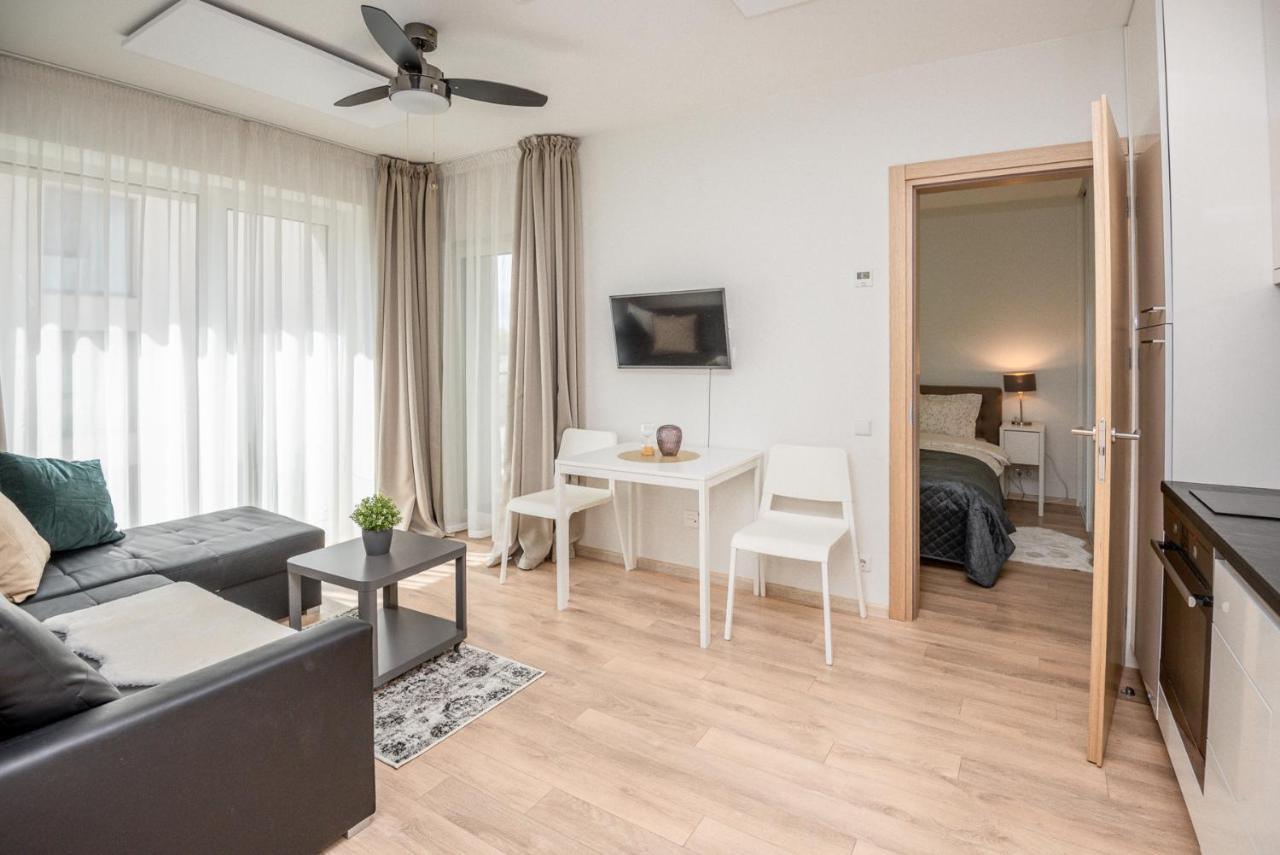 Apartament Maluno Palanga Exteriör bild